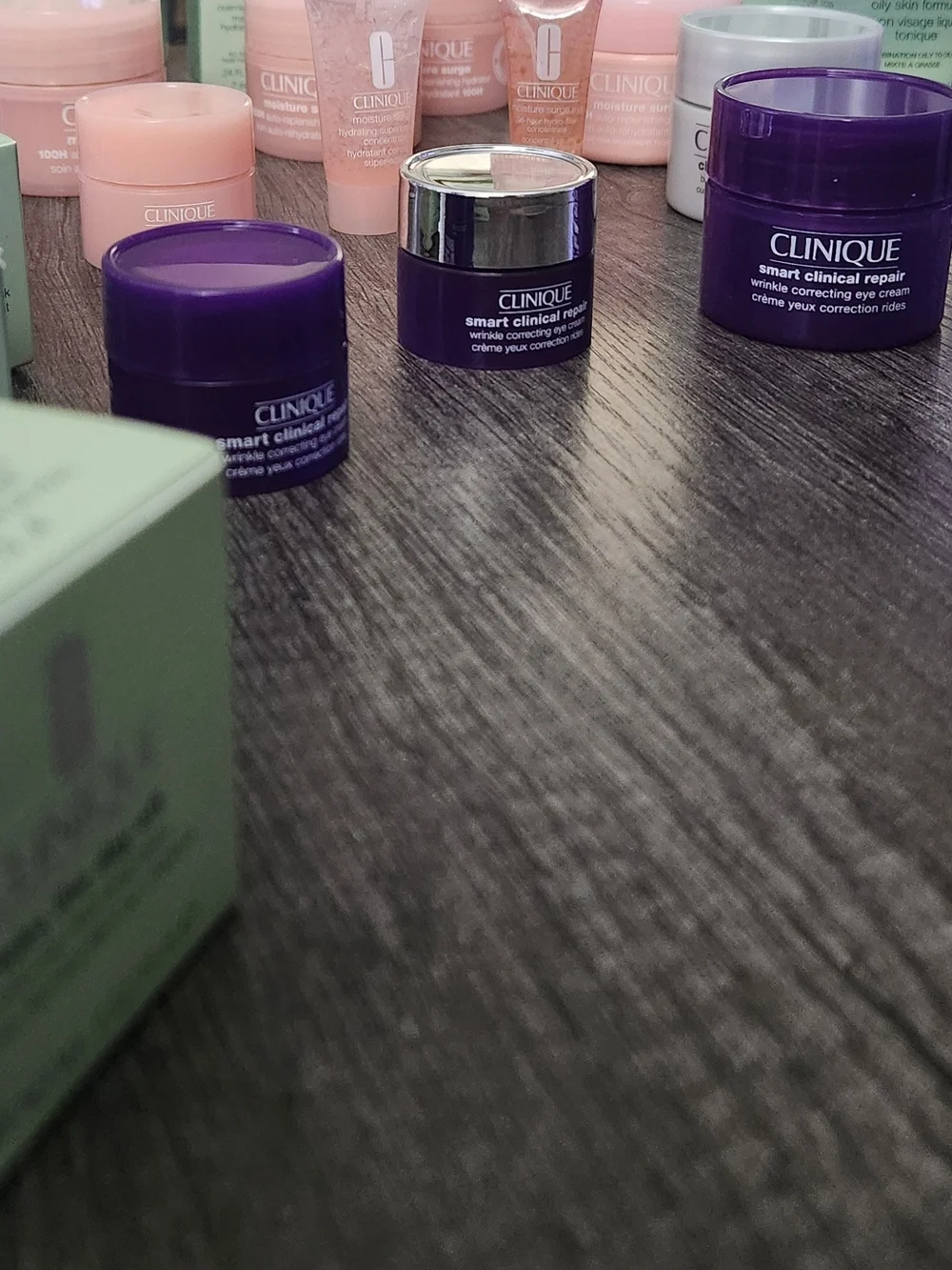 Clinique Deluxe Huge Set 40x Multi-Product Skincare Set -Travel Bundle!